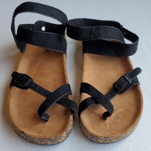 Anna Black Strappy Suede Sandals 8.5 NWOT